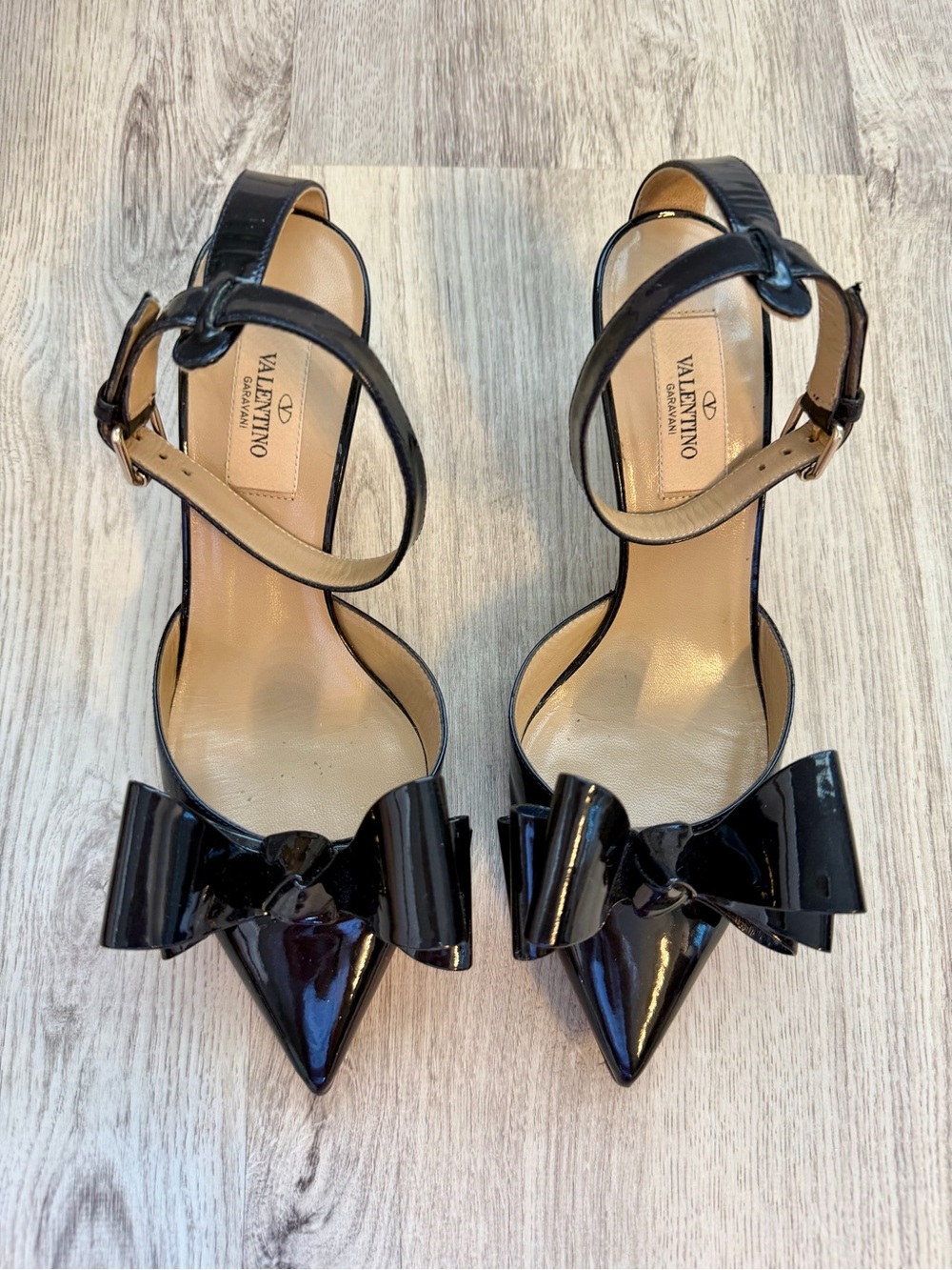 Valentino - Black Patent Bow Pointed-Toe Ankle-Strap Pumps size 37